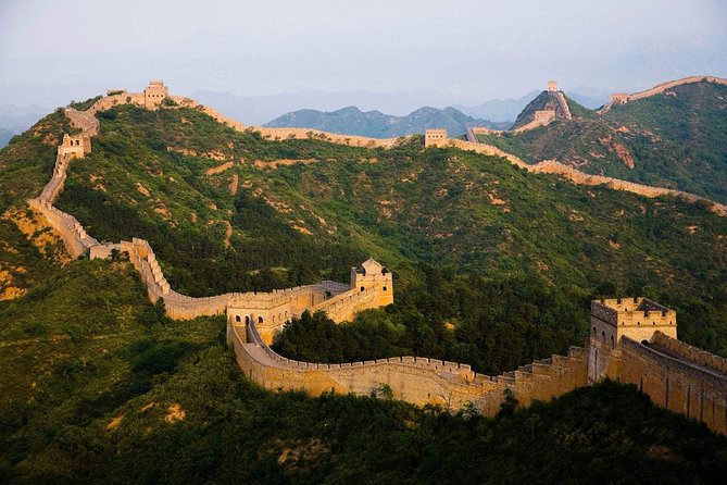 Jinshanling Private Tour with Night View of Simatai and Gubei Water Town from Beijing - Why this route is better than a quick Great Wall stop