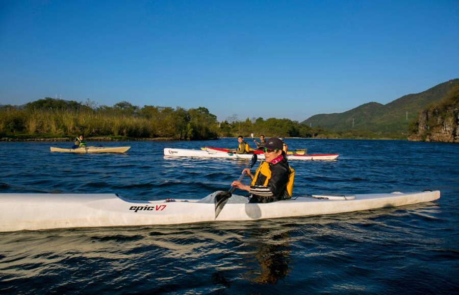 Kayaking tour with Local Guide( dry suit for winter) - Two hours on the Li River, from still water to rapids