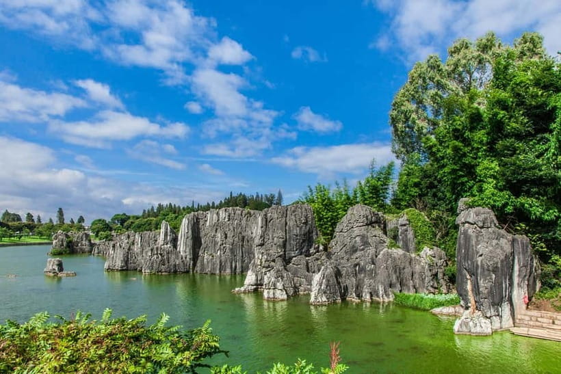 KunmingStone Forest Private Tour:Scenic Walks+Guide Insights - Key points at a glance
