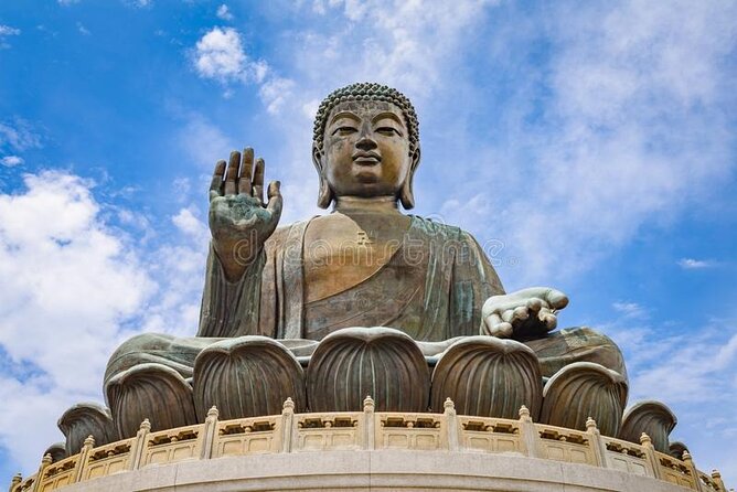 Lantau Island Tour: Big Buddha & Tai O Fishing Village - Why Lantau makes a good break from central Hong Kong