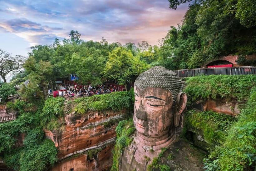 Leshan Giant Buddha & Huanglongxi/Buddha Temple Day Trip - Giant Buddha Temple or Huanglongxi Ancient Town