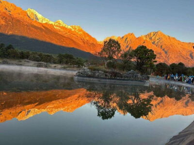 Jade Dragon Snow Mountain and Blue Moon Valley Tour