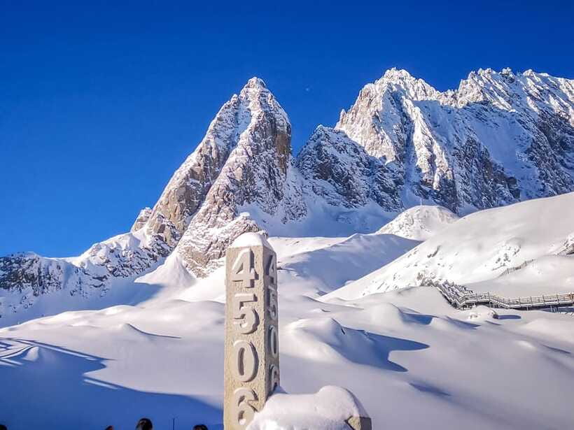 Lijiang: Jade Dragon Snow Mountain and Blue Moon Valley Tour - Practical preparation for the day