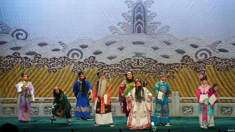 Liyuan Theater Beijing Opera Show Tickets - What happens during the one-hour show