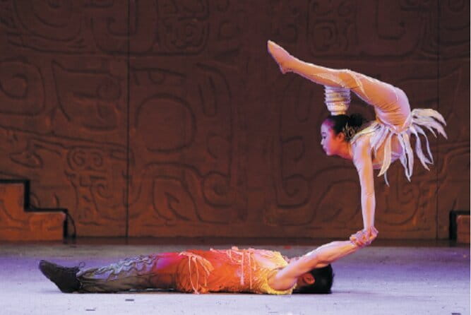 Liyuan Theatre Peking Opera Ticket - Arriving at Liyuan Theatre in Beijing