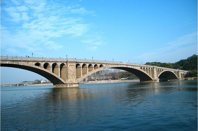 Luoyang Private Day tour to Longmen Grottoes and Shaolin temple - Why this Luoyang day trip works