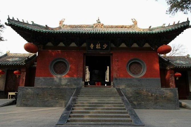 Luoyang Private Day tour to Longmen Grottoes and Shaolin temple - Longmen Grottoes: Buddhist art on a huge scale