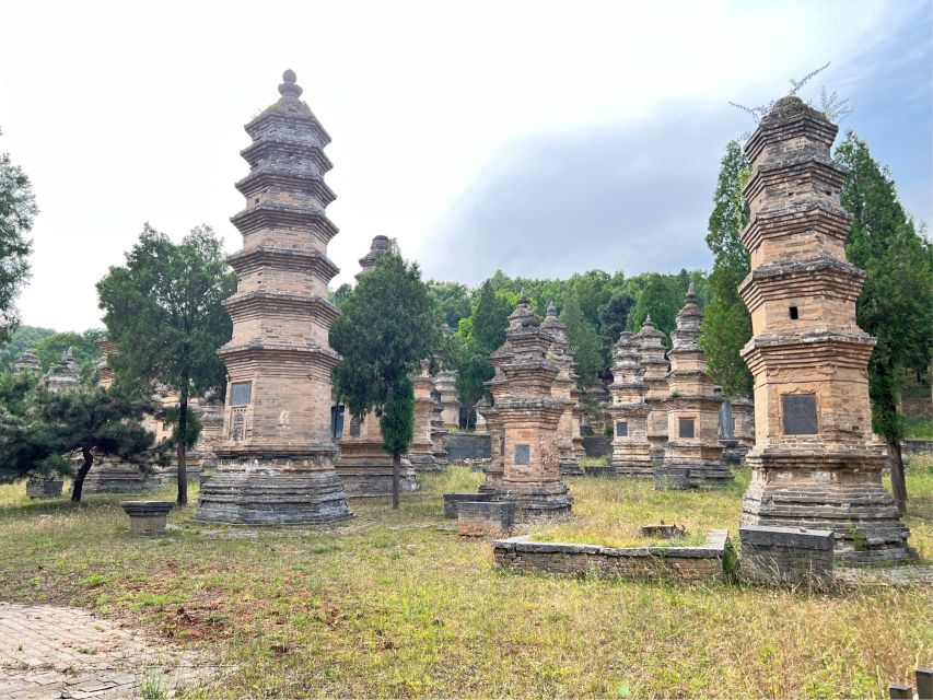 Luoyang Private Day Tour to Shaolin Temple&Longmen Grottoes - Starting from your Luoyang hotel