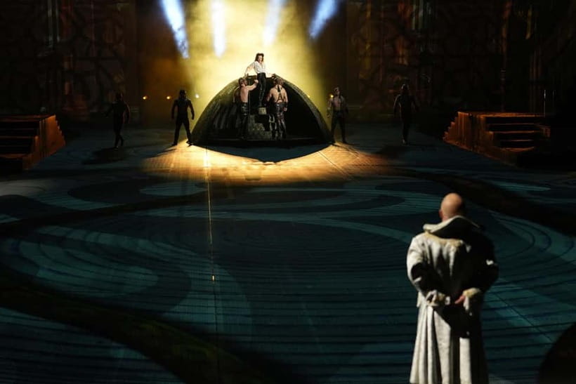 Macau: House of Dancing Water Show Ticket - Why the 270-degree theater matters