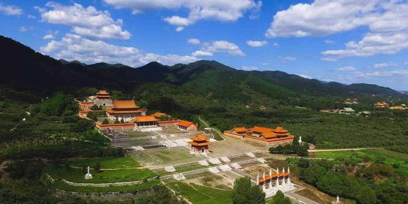 Ming Tombs Private Tour: Sacred Road, Dingling and Changling - Hotel pickup makes the northern excursion easier