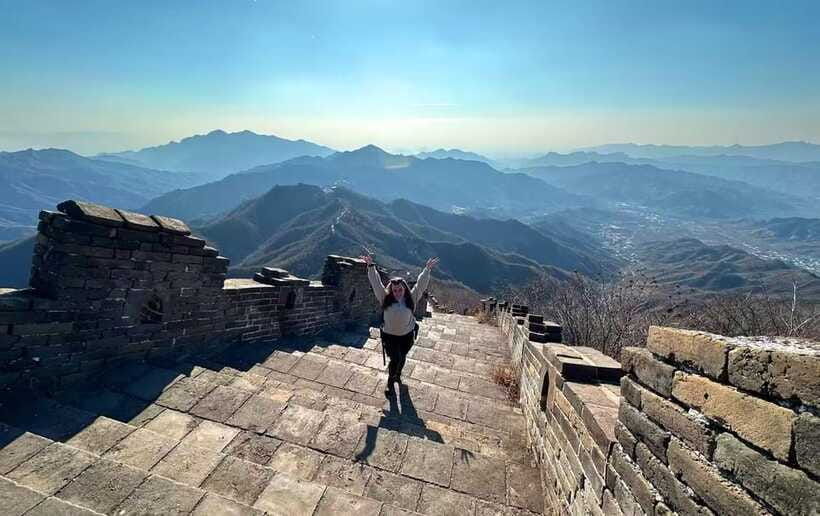Mutianyu Great Wall 5-KM Guided Hike with Uphill Cable Car - Lunch at the MuBus visitor center