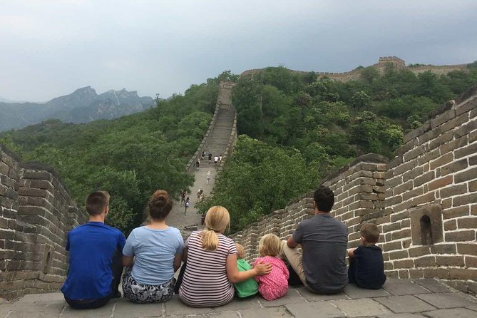 Mutianyu Great Wall Private Layover Guided Tour - The airport pickup sets the tone