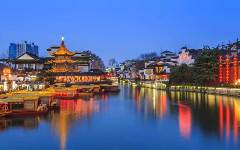 Nanjing: Night Cruise on Outer Qinhuai River for Adults - Is $21 a fair price?
