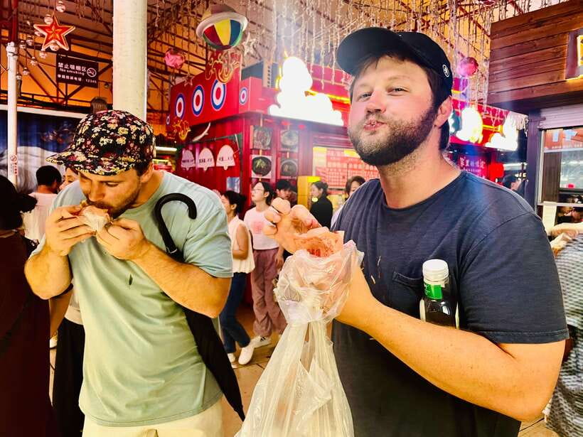 Night Market Haggling Adventure with an English Guide! - Key points to know before you book
