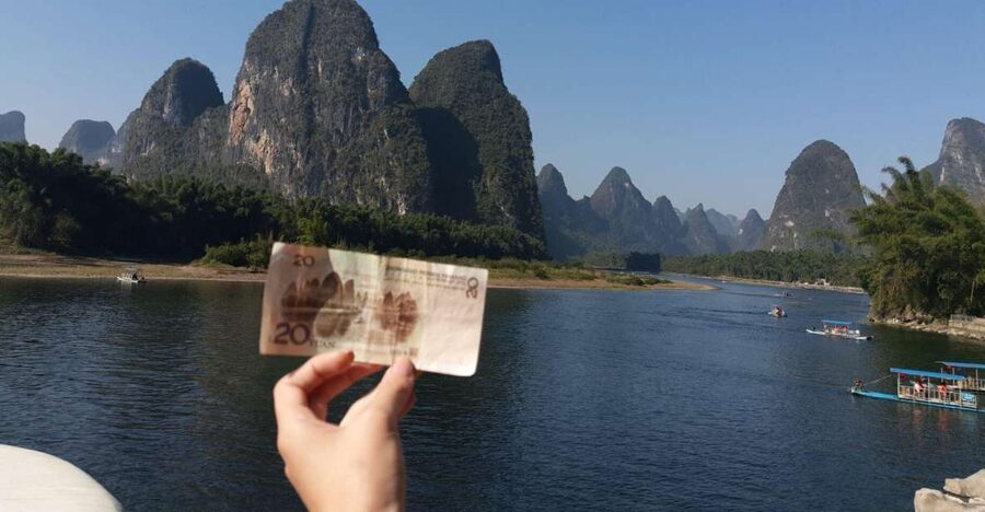 One Hour Chinese Calligraphy or Painting Lessons in Yangshuo - Calligraphy or painting: choosing the right lesson