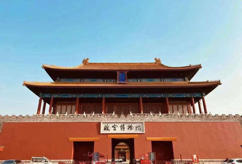 Private Beijing Layover Tour: Great Wall and Forbidden City - Tiananmen Square in a 40-minute visit