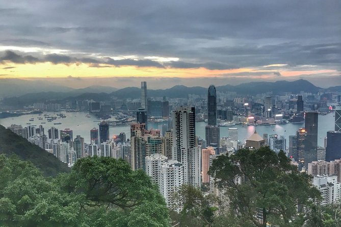 Private custom layover tour of Hong Kong - 7 hours - Starting at Hong Kong International Airport