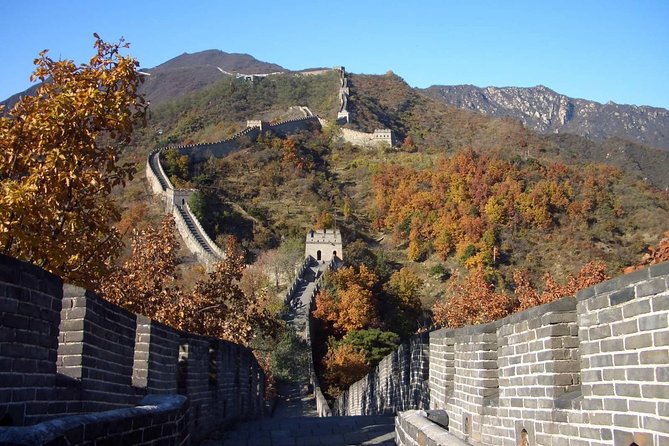 Private Half-Day Mutianyu Great Wall Tour including Round Way Cable Car or Toboggan - Reaching the wall by chair lift or cable car