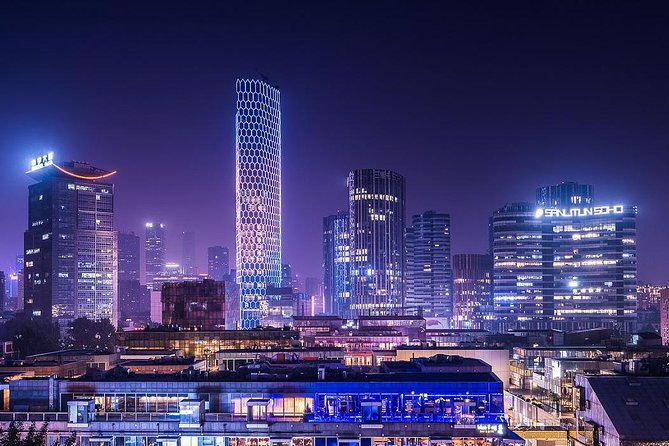 Private Night Sightseeing Tour of Beijing - Guides make the private format worthwhile