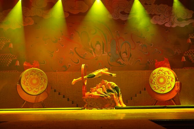 Red Theatre Beijing Acrobatic Show Tickets Official Booking - Why this one-hour show deserves a place in your Beijing plans
