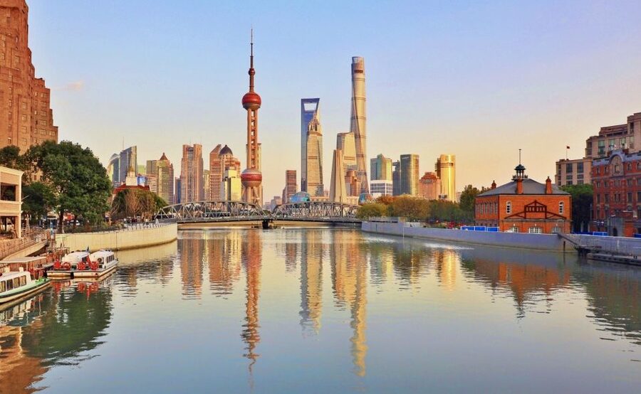 Shanghai: 4-Hour Guided City Highlights Tour - Yuyuan Garden and the old city