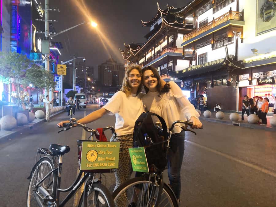 Shanghai: 4-Hour Nightlife Adventure & Tasting Bike Tour - Why Shanghai works so well after sunset