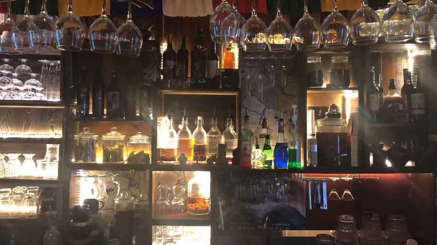 Shanghai: 4-Hour Nightlife Adventure & Tasting Bike Tour - Jing’an and the everyday city