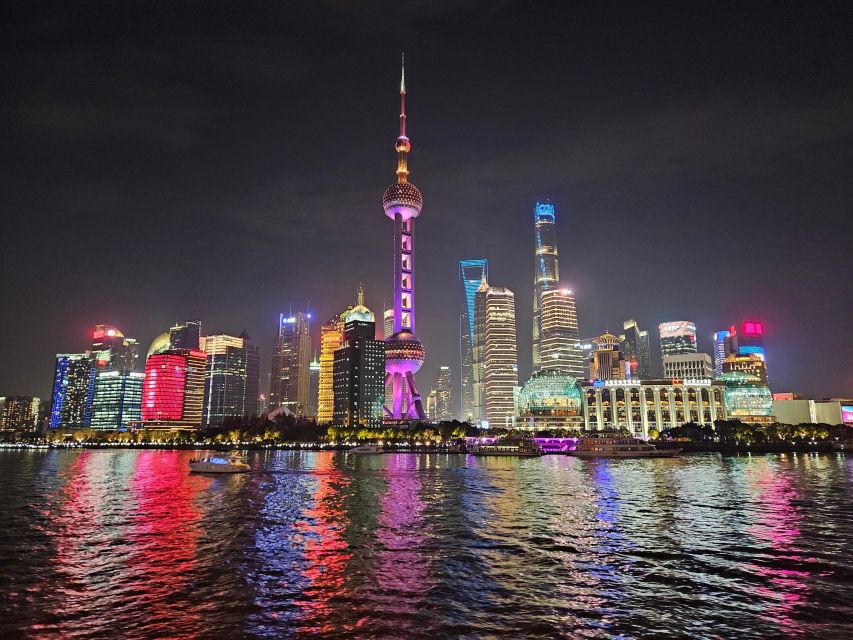Shanghai: 8-Hour Private City Tour - A 30-minute tea ceremony in an old Chinese teahouse