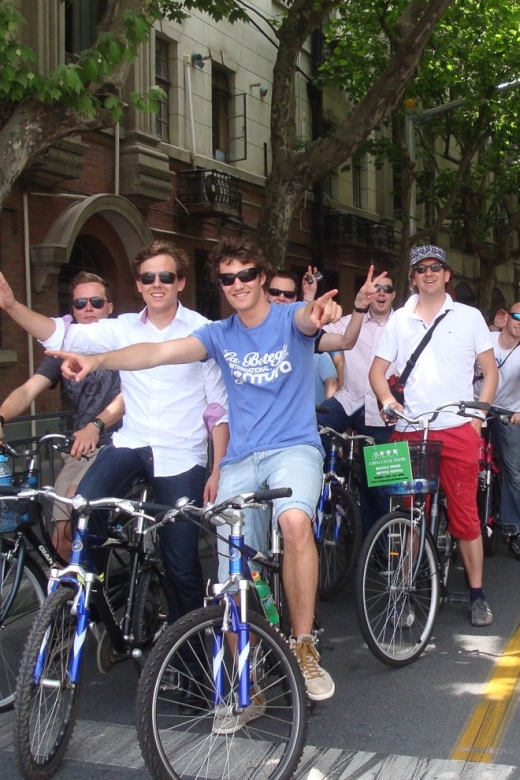 Shanghai: Half-Day Biking and Local Food Tour - Why a bicycle makes sense in Shanghai