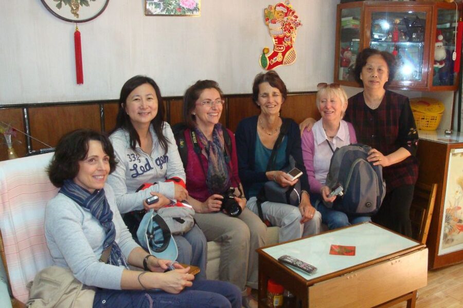 Shanghai: Half-Day Biking and Local Food Tour - Xintiandi and Taikang Road by bike