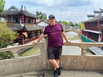 Shanghai Must-See and Foodie Test Bike Tour( Day & Night)