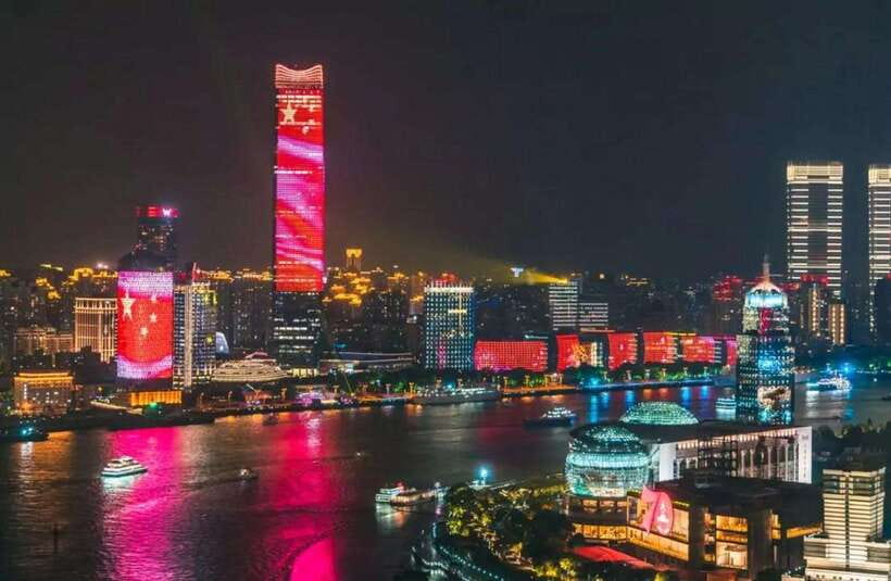 Shanghai Night River Cruise VIP Seat with Authentic Dinner - How the three-hour itinerary works