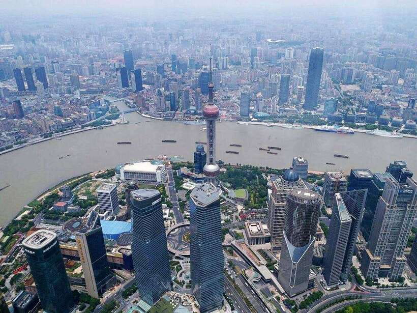 Shanghai One Day City Private Tour by German-Speaking Guide - Starting at the Bund with two Shanghais in view