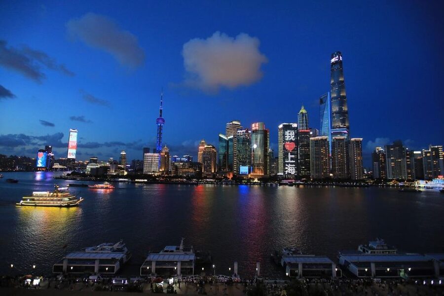 Shanghai: Private and Personalized Guided Tour - One day, four different Shanghais