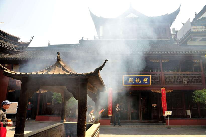 Shanghai: Top 5 Highlights All Inclusive Private Day Tour - Private vehicle or subway?