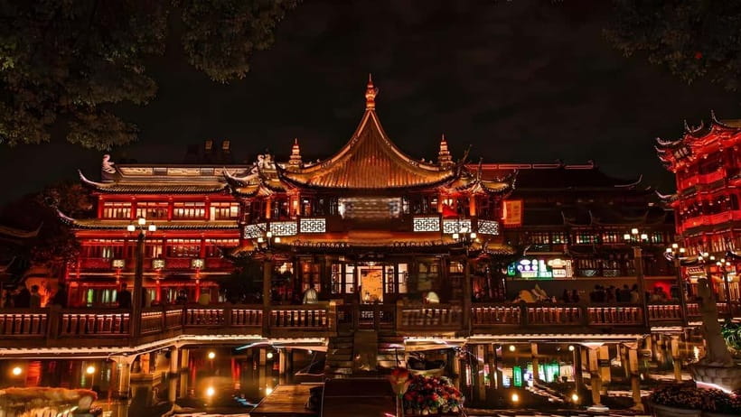 Shanghai: Yu Garden Ticket+Lantern Festival Entry combo - What you see inside the garden