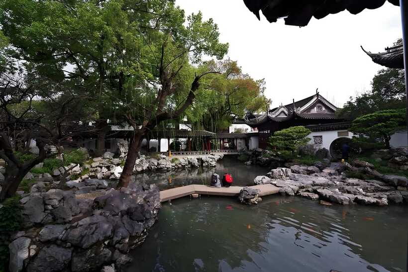 Shanghai: Yu Garden Ticket+Lantern Festival Entry combo - Expect a separate address for each part