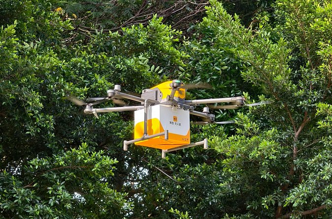 Shenzhen Tech Tour: Robotaxi, Drone Delivery & Innovation Demos - OCT Harbour: Chinese tech in working showrooms