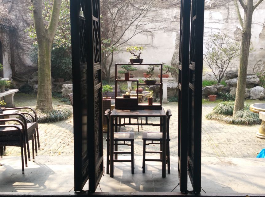 Su Zhou and Zhou Zhuang Water Village Day Tour - Suzhou’s Master of Nets Garden