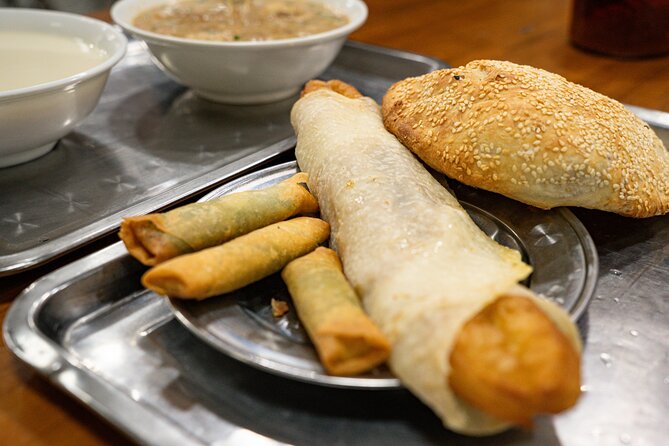 Suzhou Alleyway Walking Food Tour - Bubble wontons in a deep broth