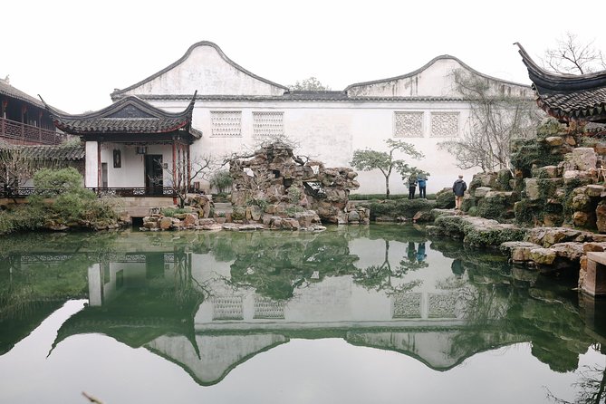 Suzhou and Zhouzhuang Water Village Day Trip from Shanghai - Lunch in Suzhou