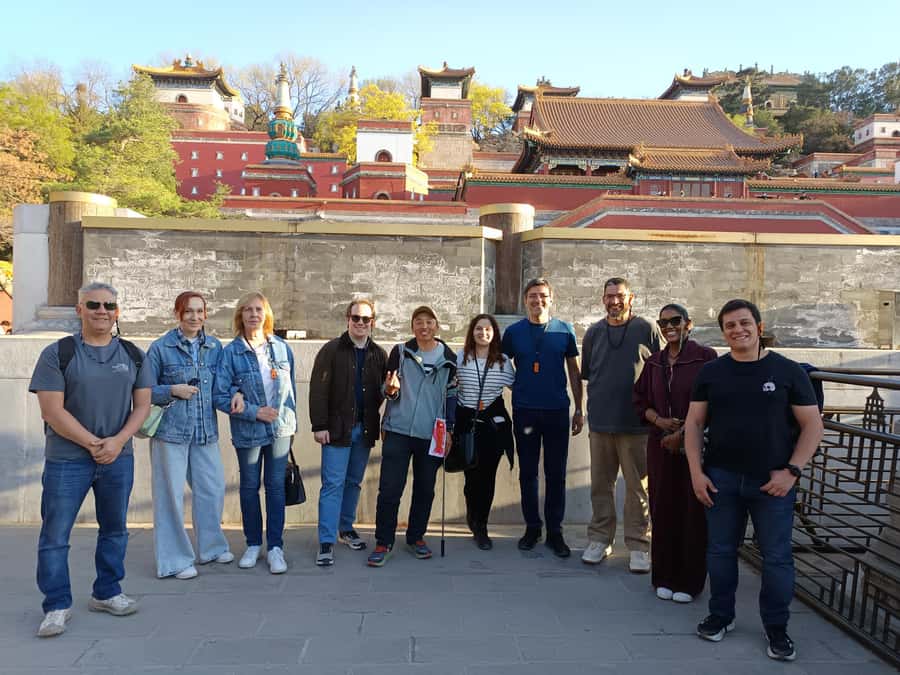 Temple Heaven, Summer Palace, Lama Temple, Hutong Bus Tour - Walking, group size, and the real pace