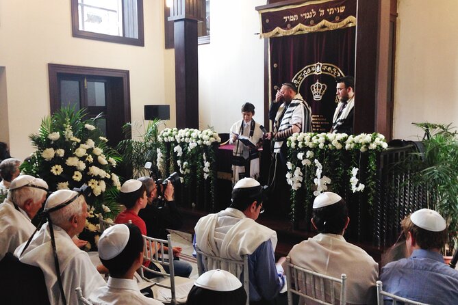 Tour of Jewish Shanghai led by a Jewish History Expert - How the guide shapes the experience