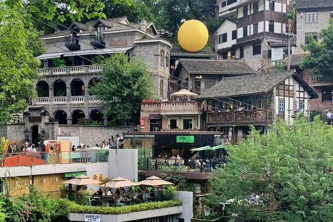 True Taste of Chongqing: Offbeat Walks & Hotpot in One Day - Laojundong brings a quiet start