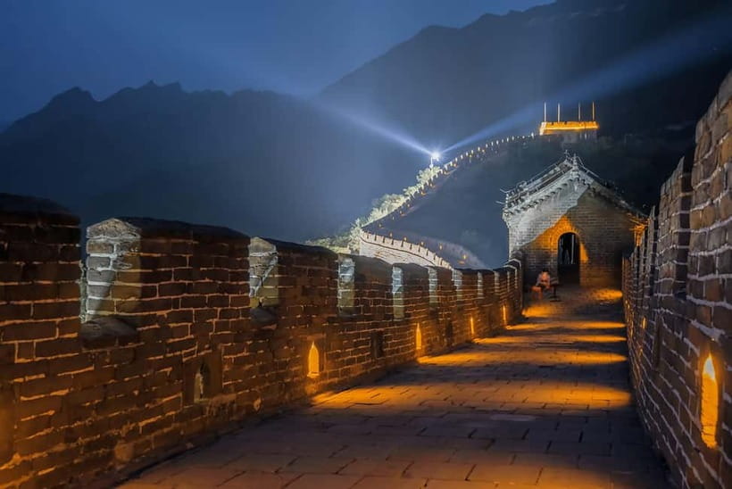 Twilight Glow at Mutianyu Great Wall Evening Bus Tour+Ticket - Arriving at Mutianyu and reaching the Wall