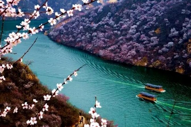 Water-Great Wall Odyssey: Scenic Bus & Cruise Day Tour - The 8:00 a.m. start and the ride from Beijing