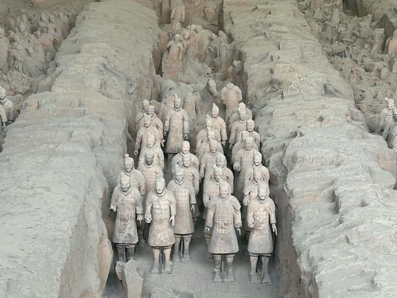 Xi'an: Exclusive Terracotta Army Tour & Local Family Lunch - What the food stop adds to the history