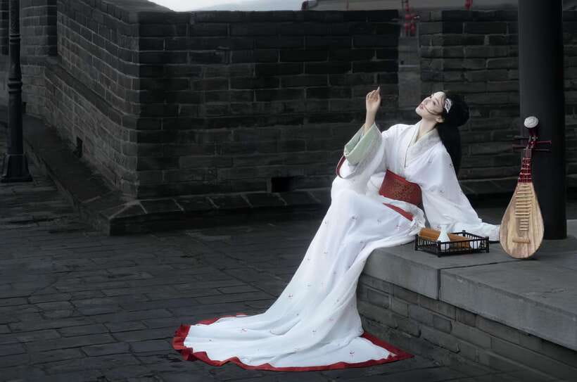 Xi'an: Hanfu and Tang Dynasty Costume Photo Shoot - The City Wall gives you the strongest historic setting