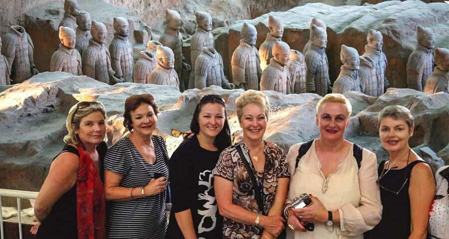 Xi'an: Terracotta Army, Lunch, City Wall, Pagoda, Bazaar - The guides make the biggest difference