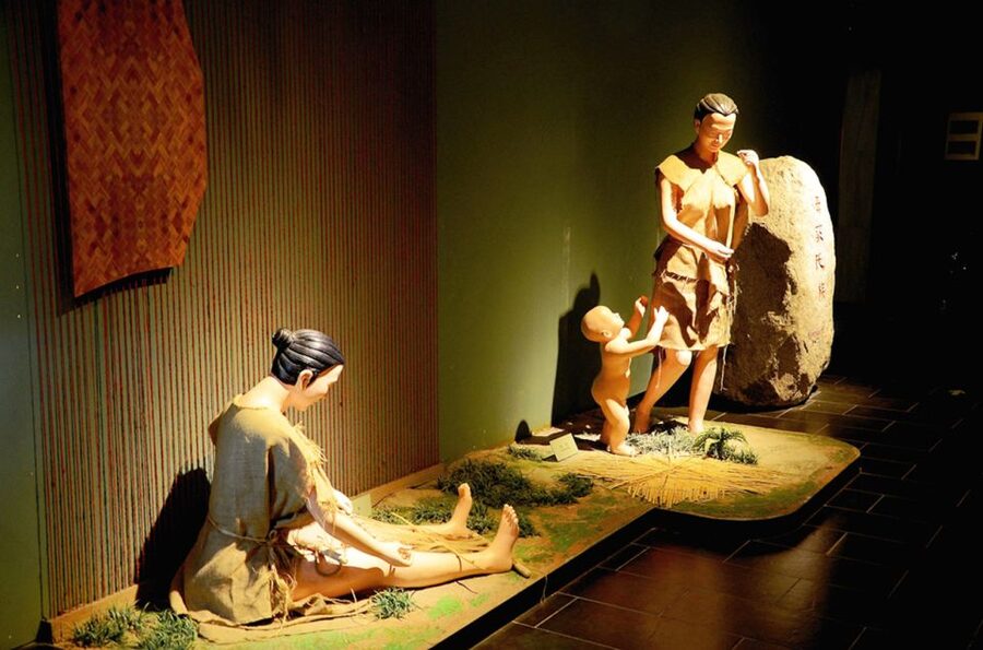 Xian Terracotta Amry& Romantic Show & Grand Tang Bright City - Why a private guide changes the visit